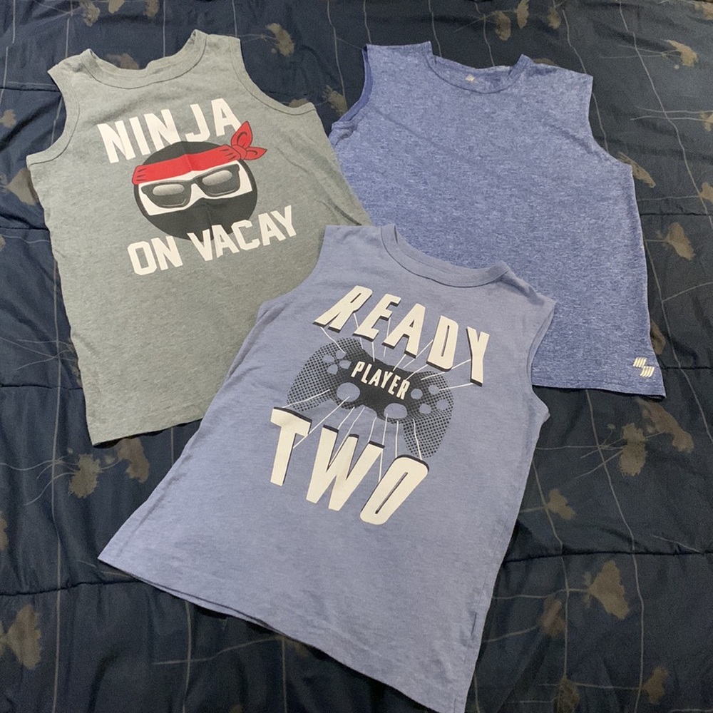 3 Boys Tank tops - size M/L